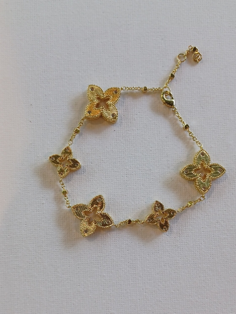 Thaya Clover Link Bracelet